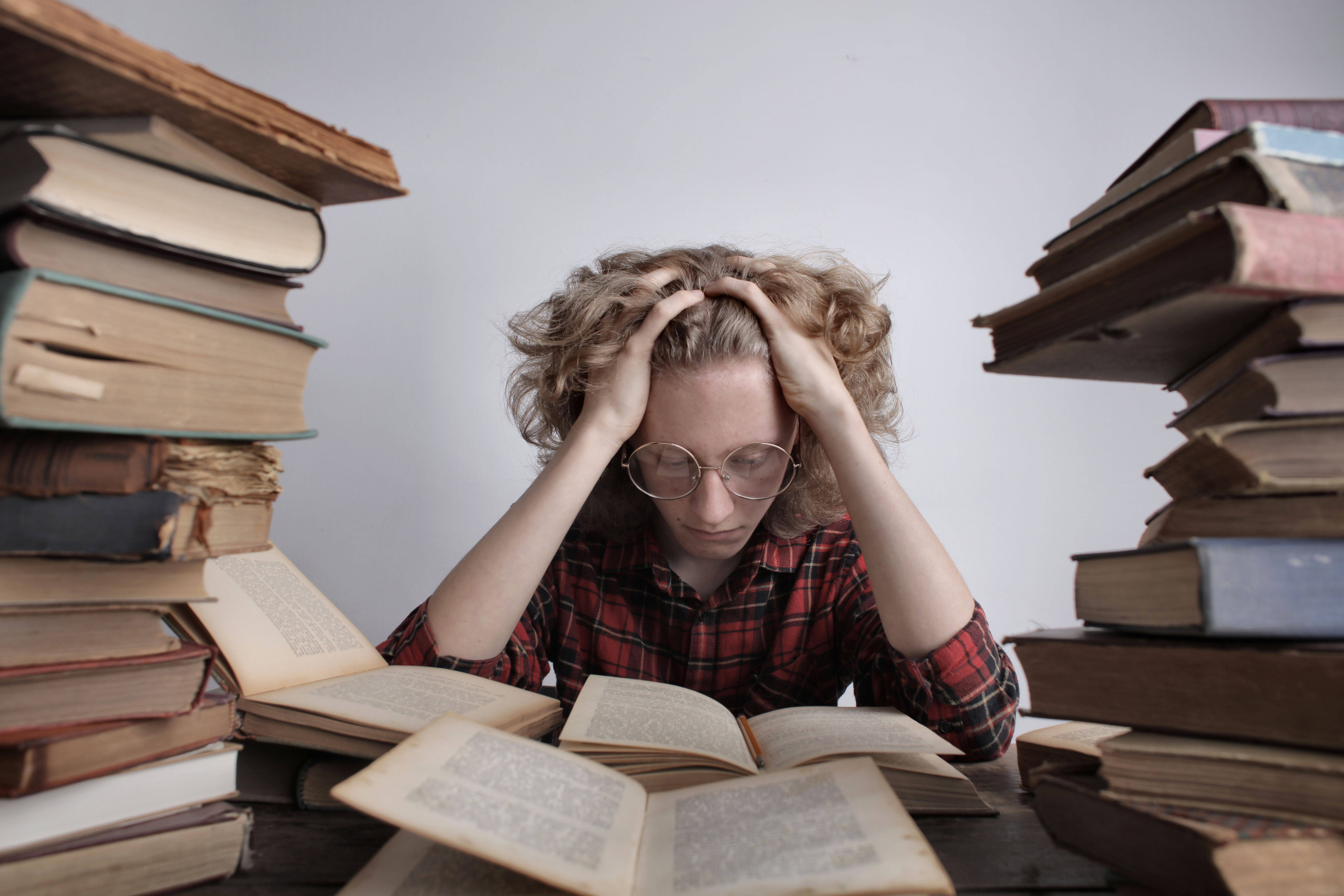 50 Mistakes Students Make When Selecting Project Topics